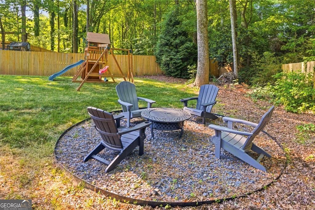 1995 Trotters Ridge Way Roswell GA 30075