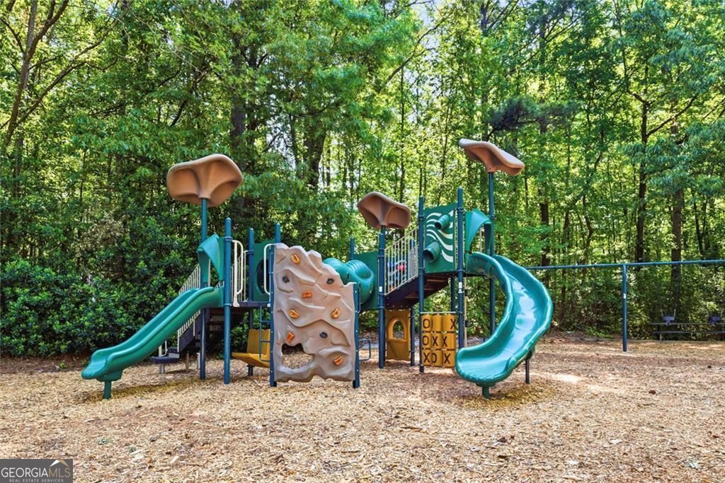 1995 Trotters Ridge Way Roswell GA 30075