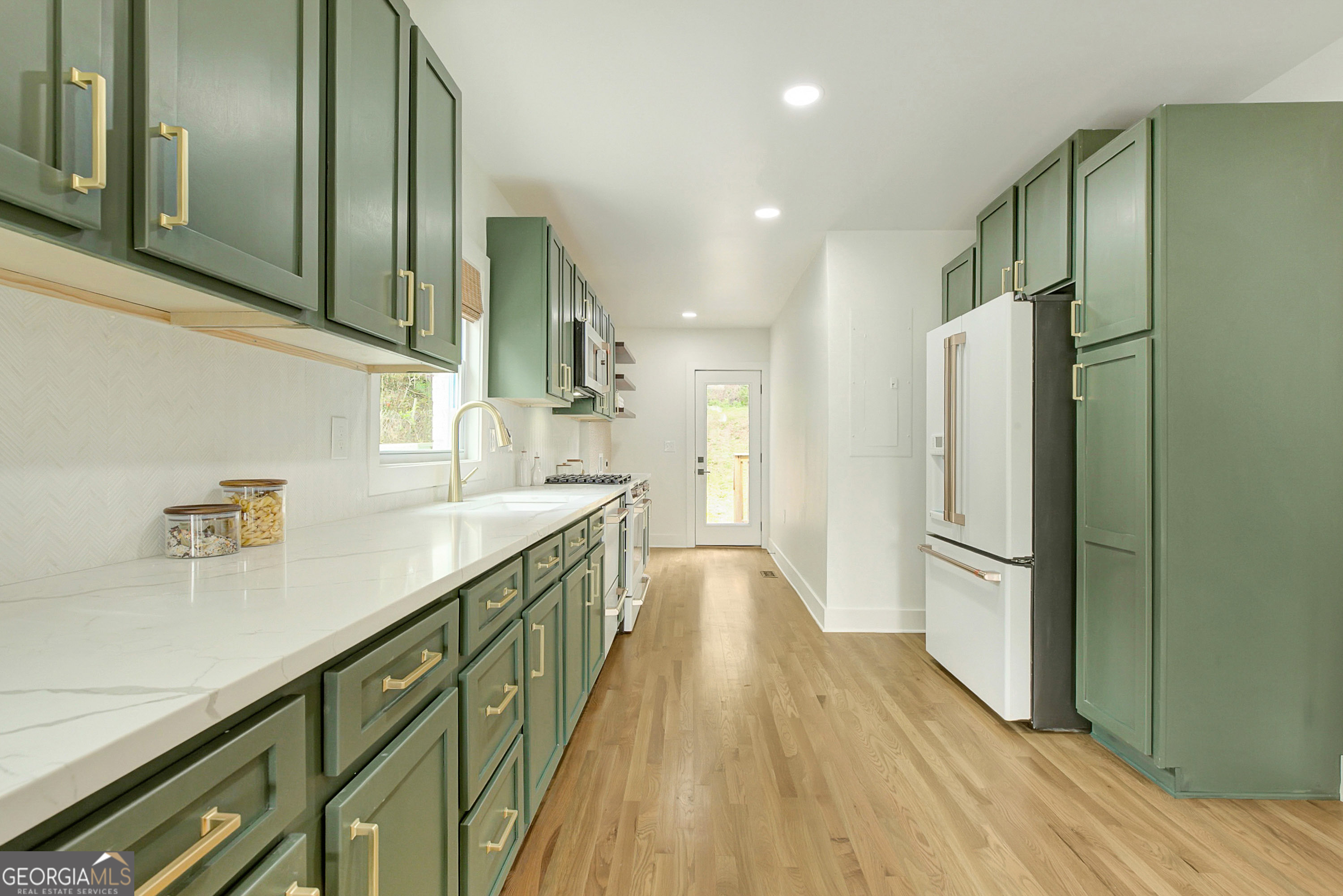 1747 Cascade Terrace SW Atlanta GA 30311