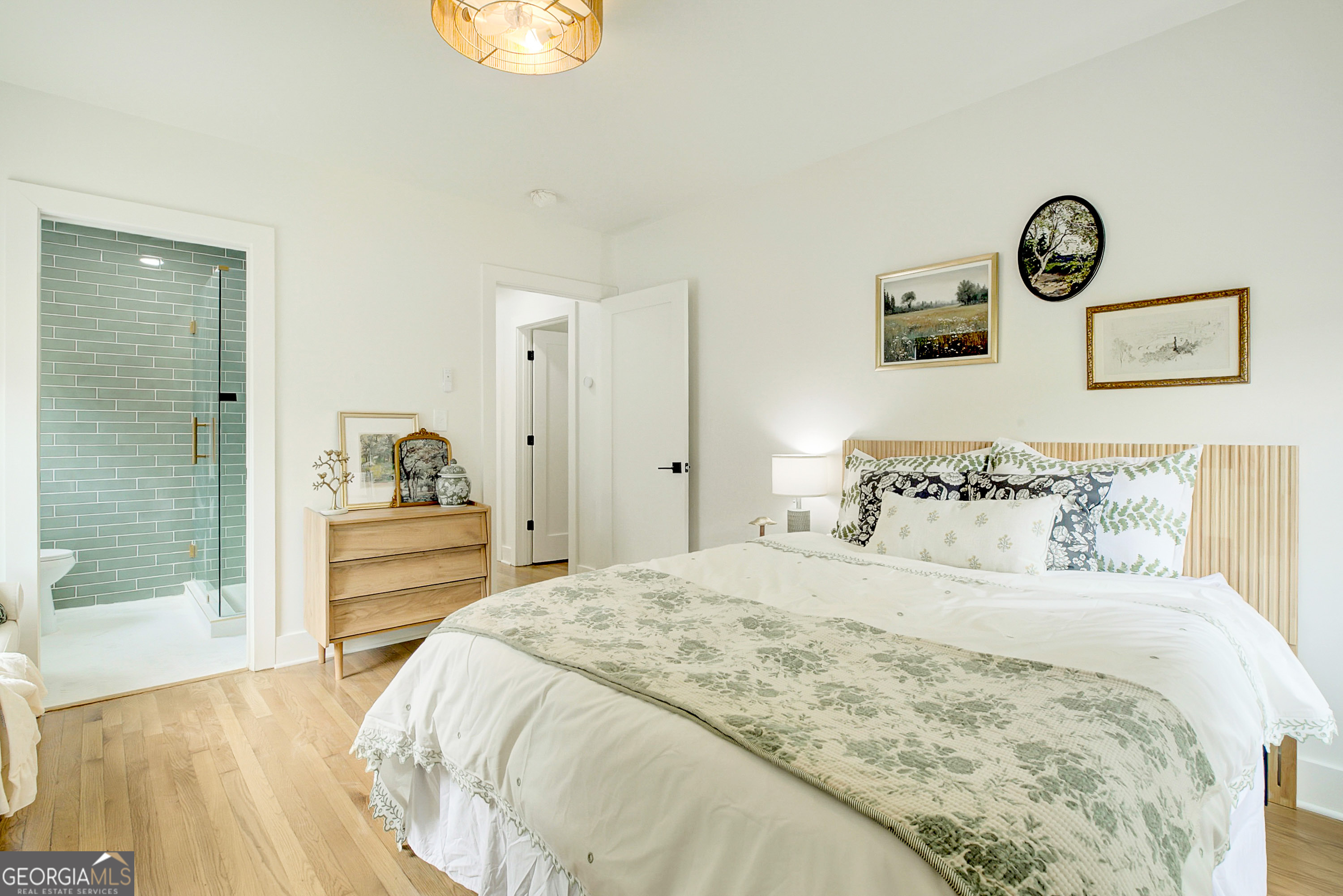 1747 Cascade Terrace SW Atlanta GA 30311