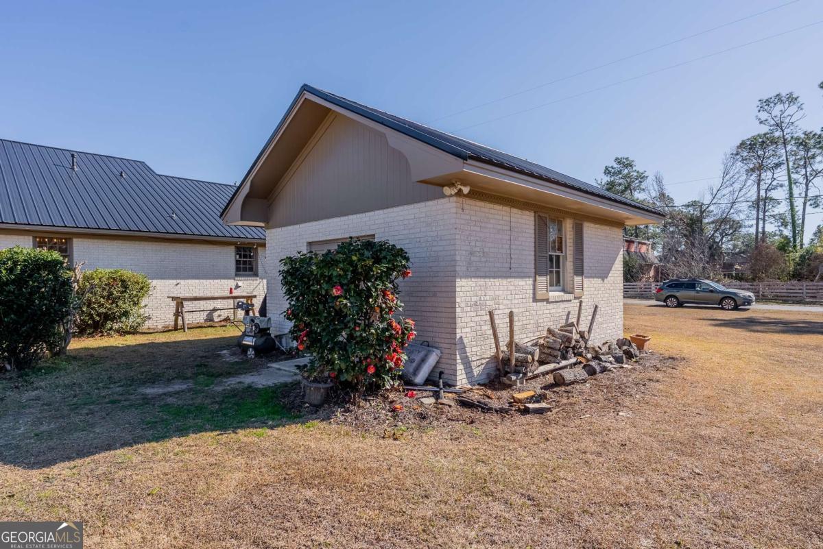 403 Rose Lane Douglas GA 31533