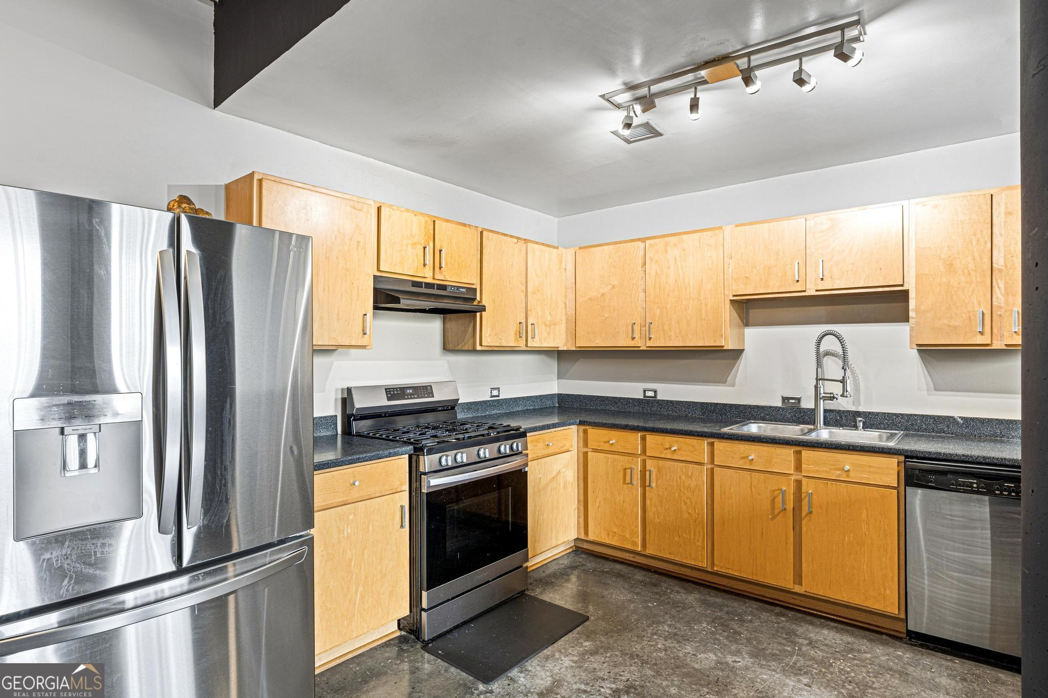 115 W Peachtree Place NW Atlanta GA 30313