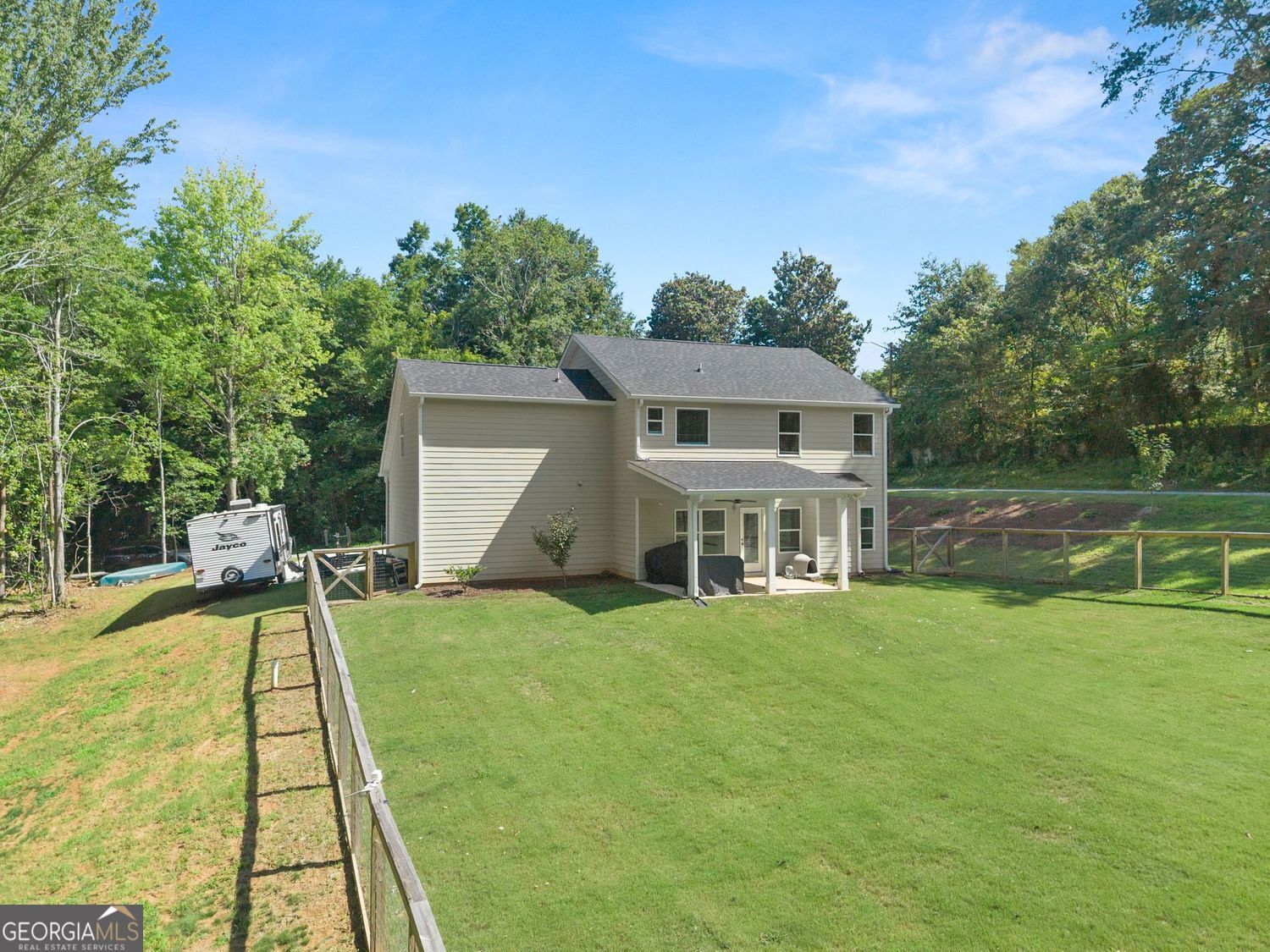 272 Cherry Street Cornelia GA 30531