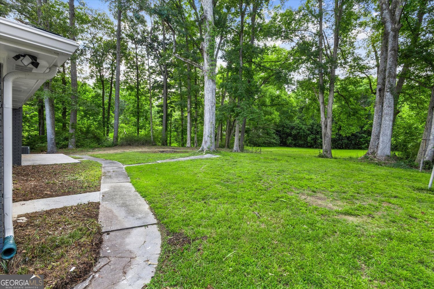 1939 Smyrna Road SW Conyers GA 30094