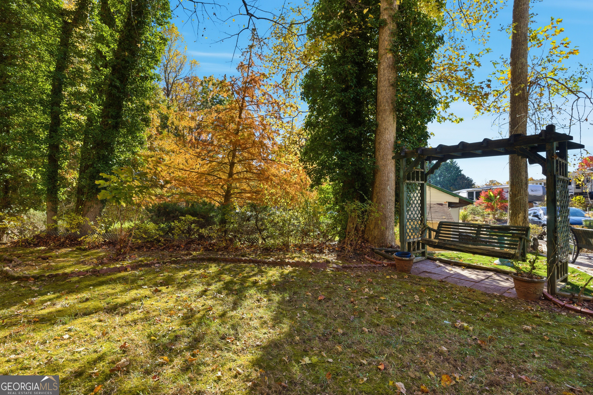 107 Holiday Loop Cleveland GA 30528