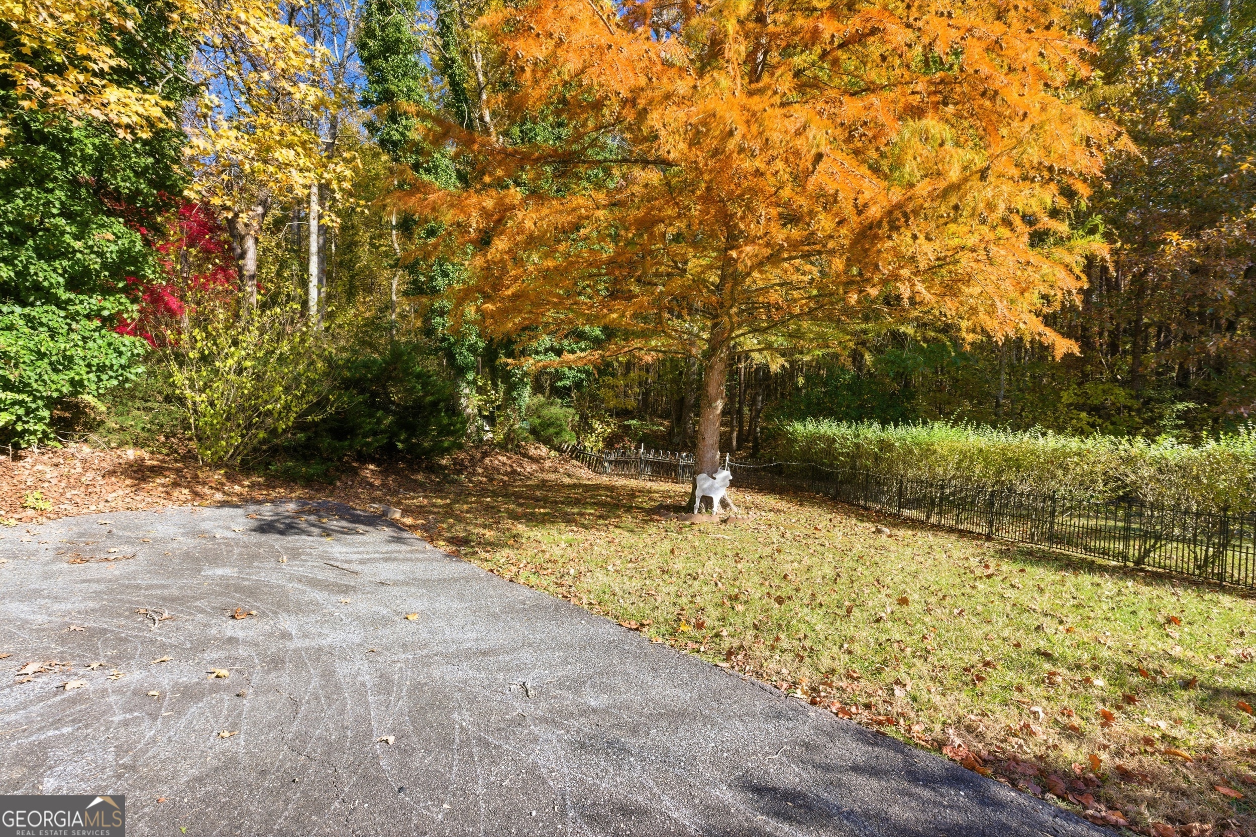 107 Holiday Loop Cleveland GA 30528