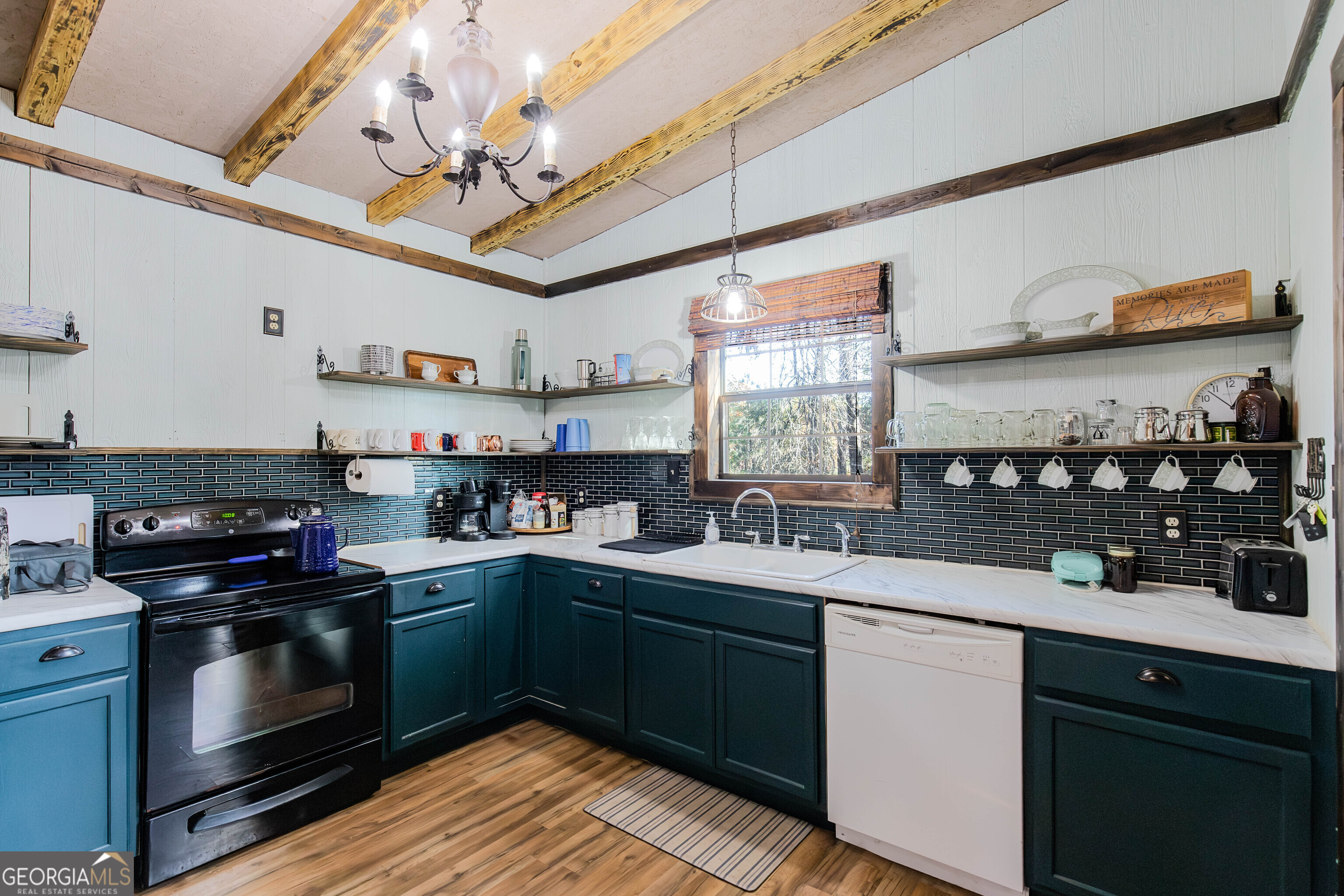 2286 Carter Bight Landing Road Surrency GA 31563