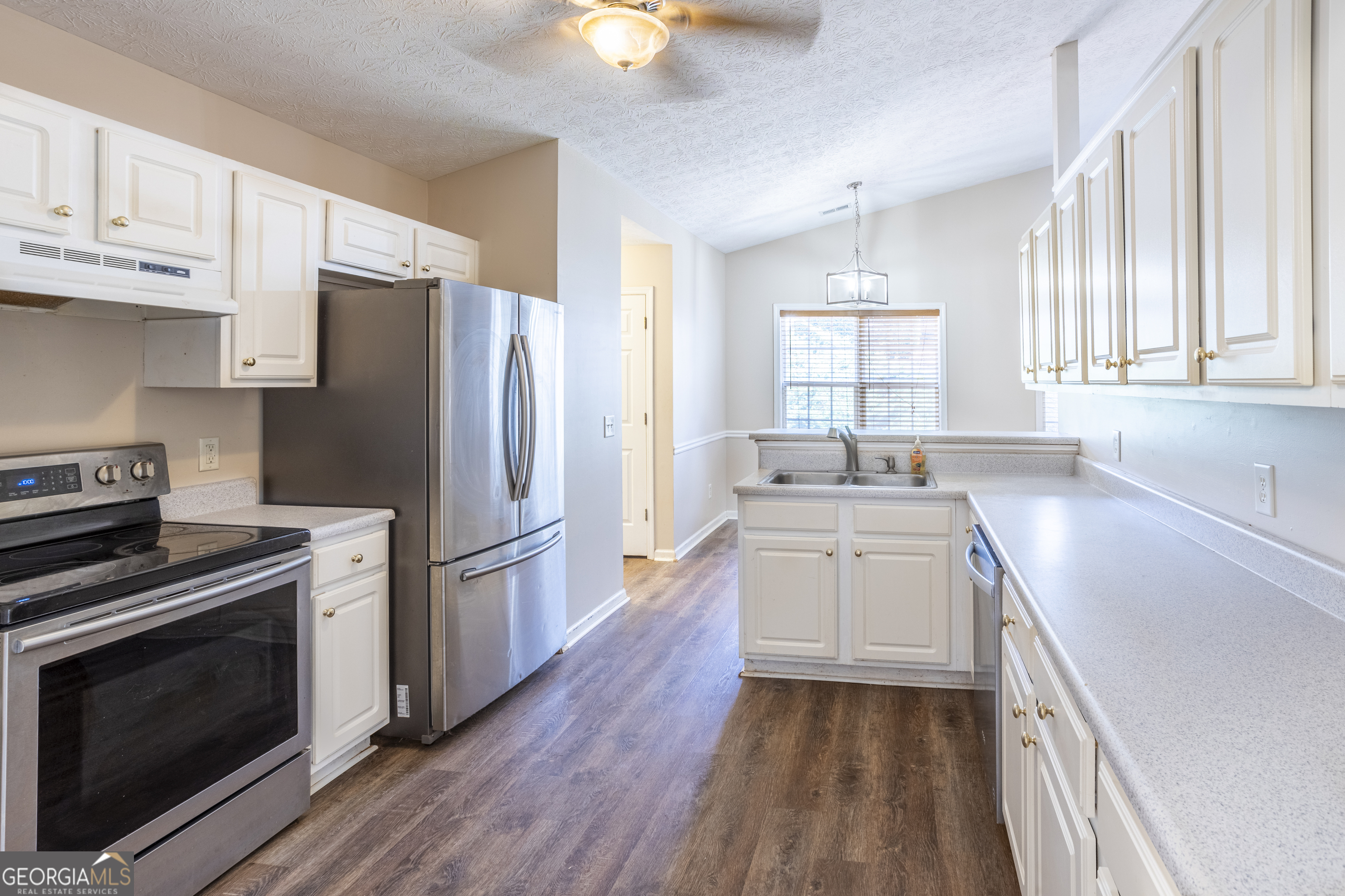 305 Bradford Court Auburn GA 30011