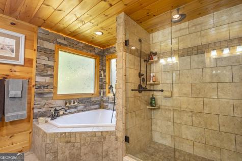 194 Squirrel Chase Morganton GA 30560