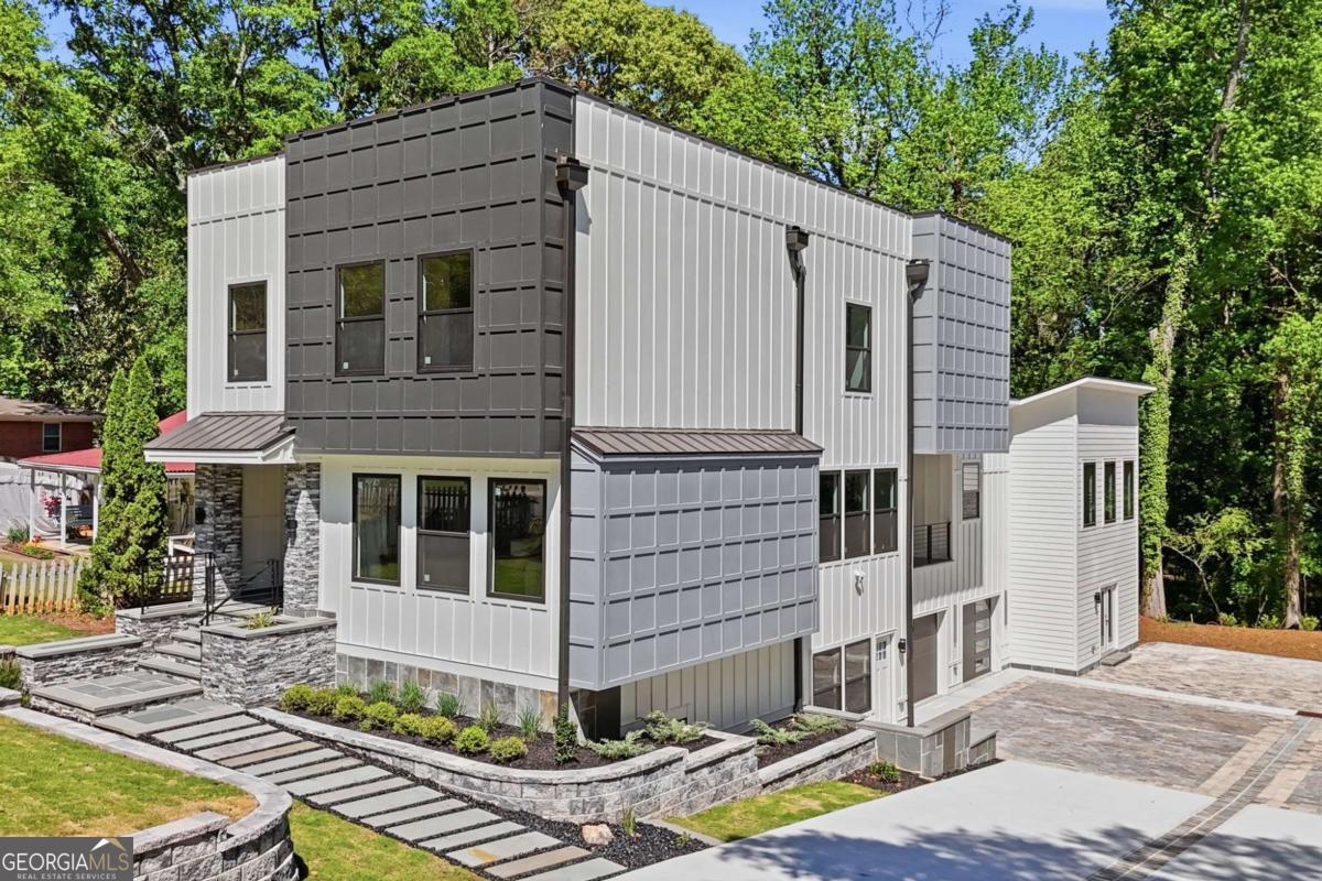419 Westside Drive Roswell GA 30075