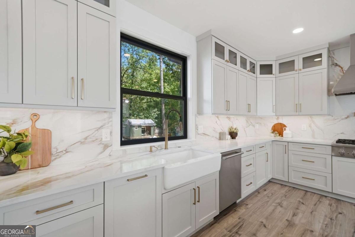 419 Westside Drive Roswell GA 30075