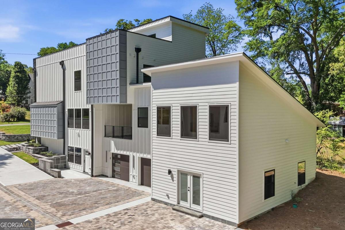 419 Westside Drive Roswell GA 30075