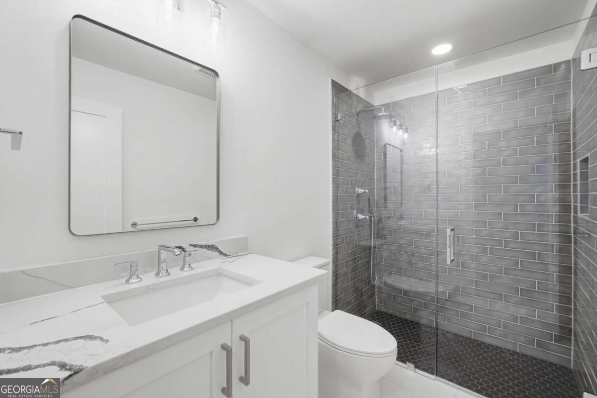 419 Westside Drive Roswell GA 30075