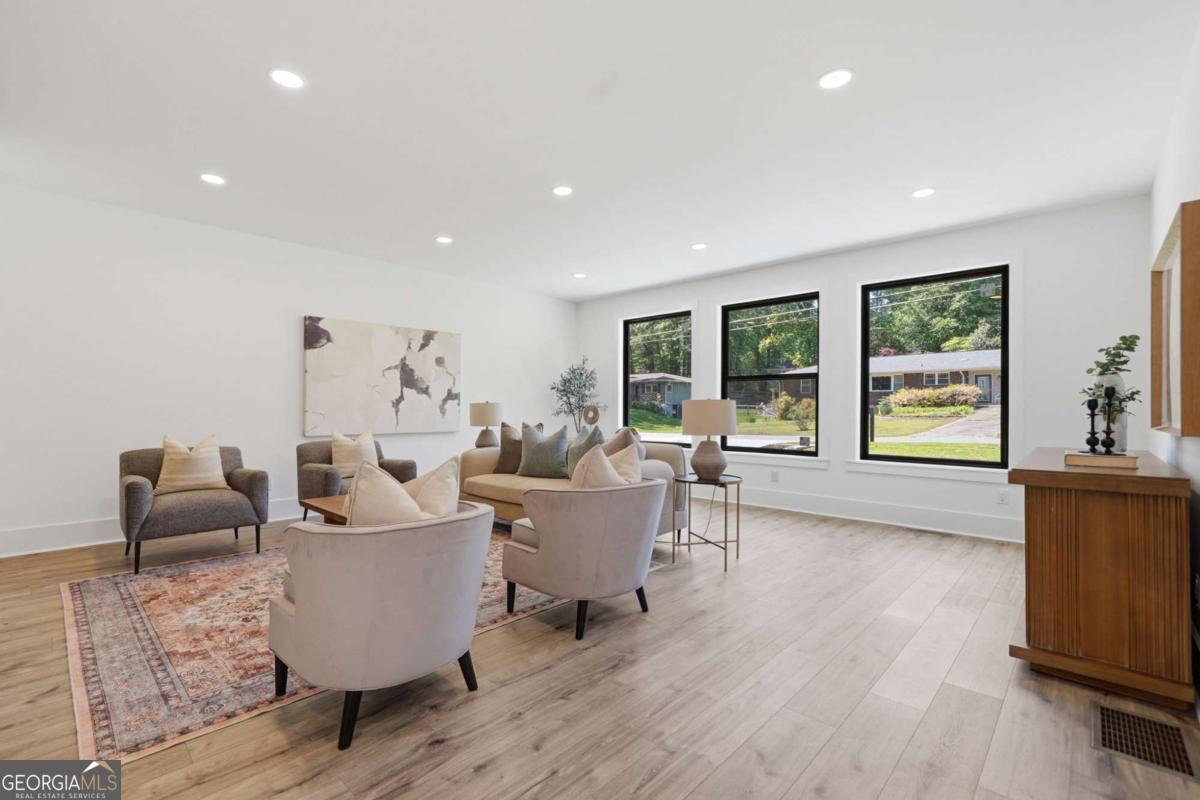 419 Westside Drive Roswell GA 30075