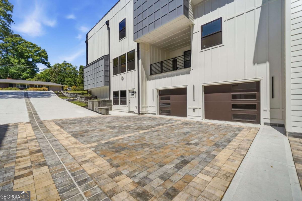 419 Westside Drive Roswell GA 30075