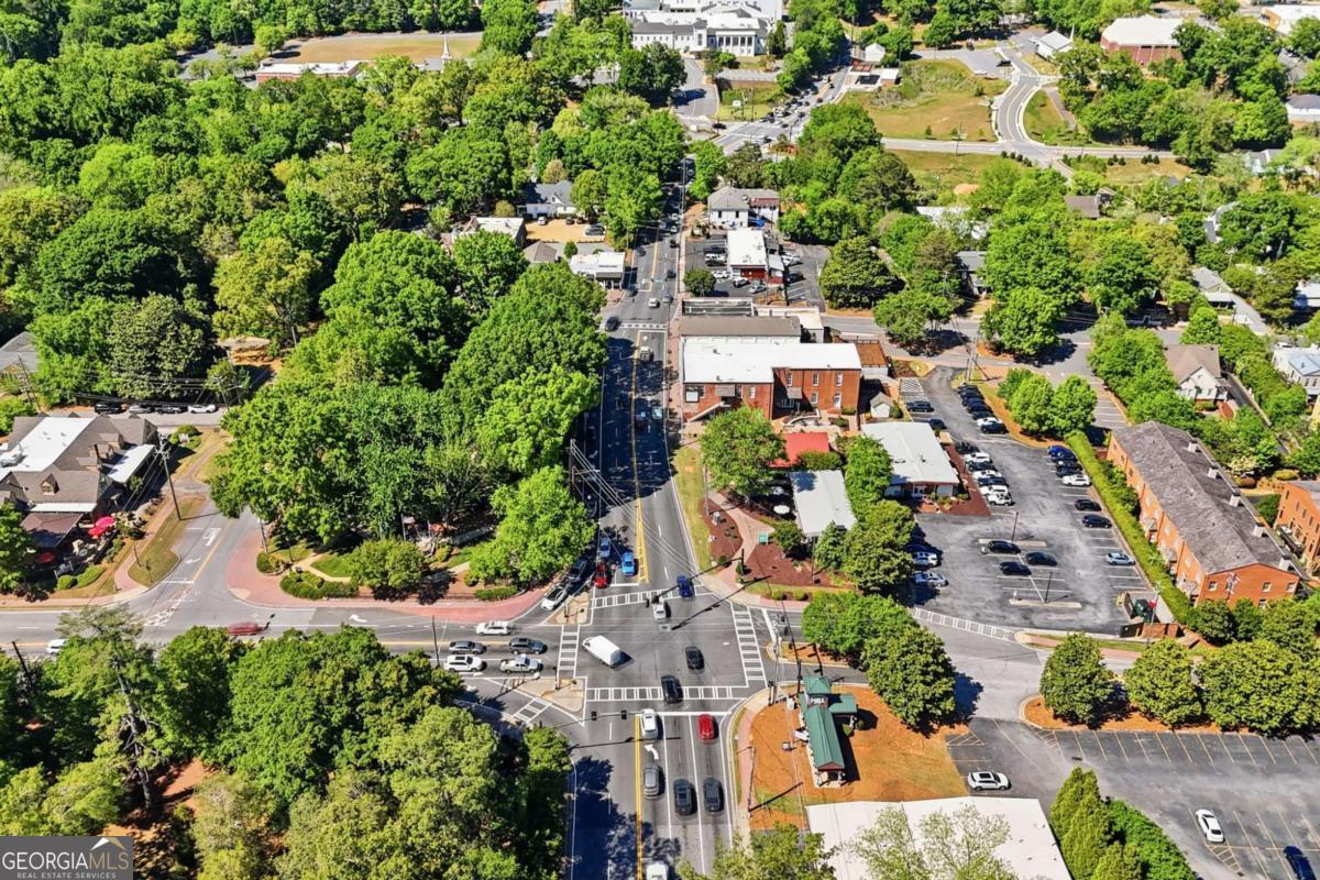 419 Westside Drive Roswell GA 30075