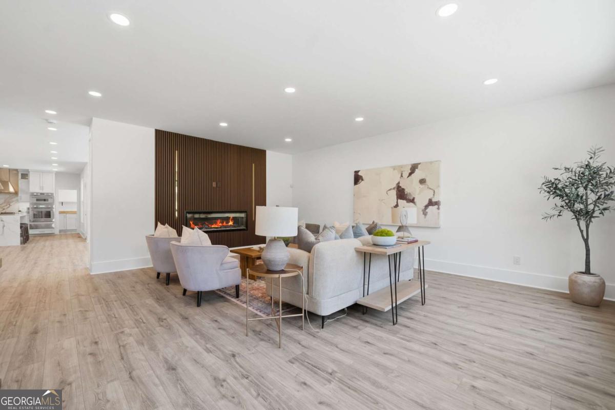 419 Westside Drive Roswell GA 30075