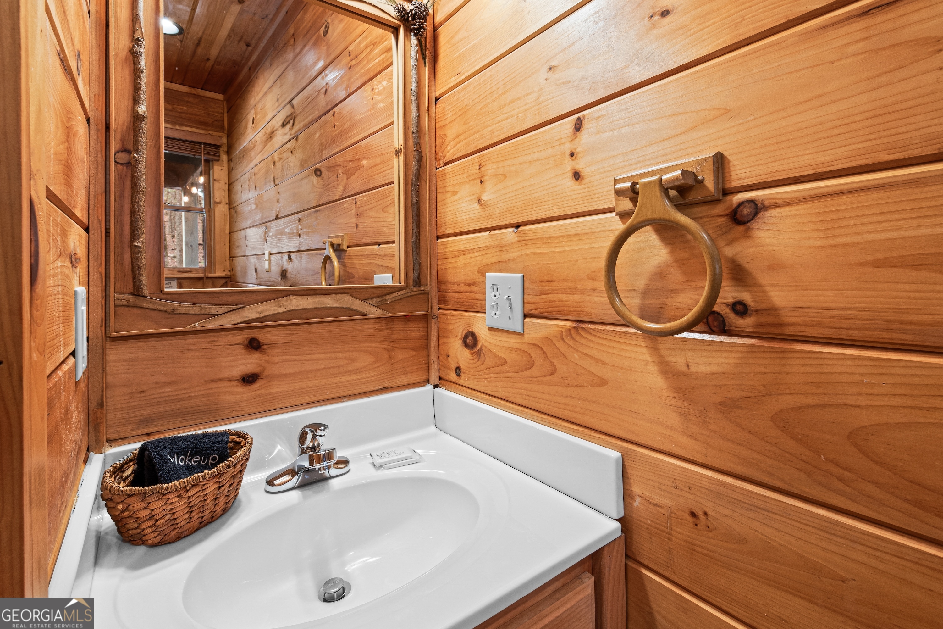 850 Mountain Lake Circle Blue Ridge GA 30513