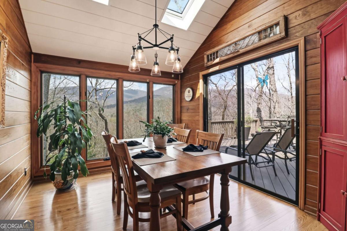 115 Chestnut Oak Point Big Canoe GA 30143