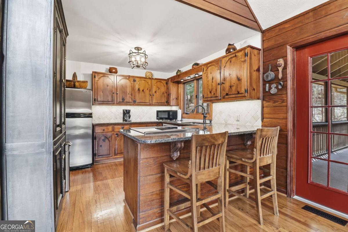115 Chestnut Oak Point Big Canoe GA 30143