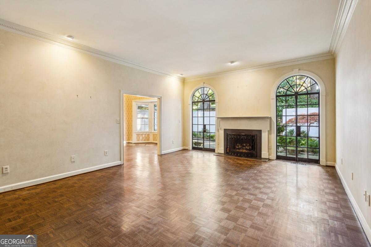 19 Mooregate Square Atlanta GA 30327
