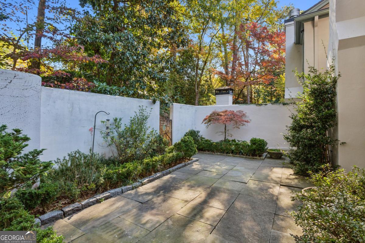 19 Mooregate Square Atlanta GA 30327