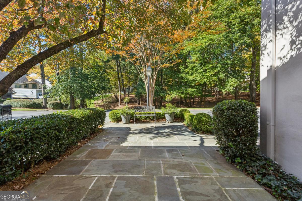 19 Mooregate Square Atlanta GA 30327