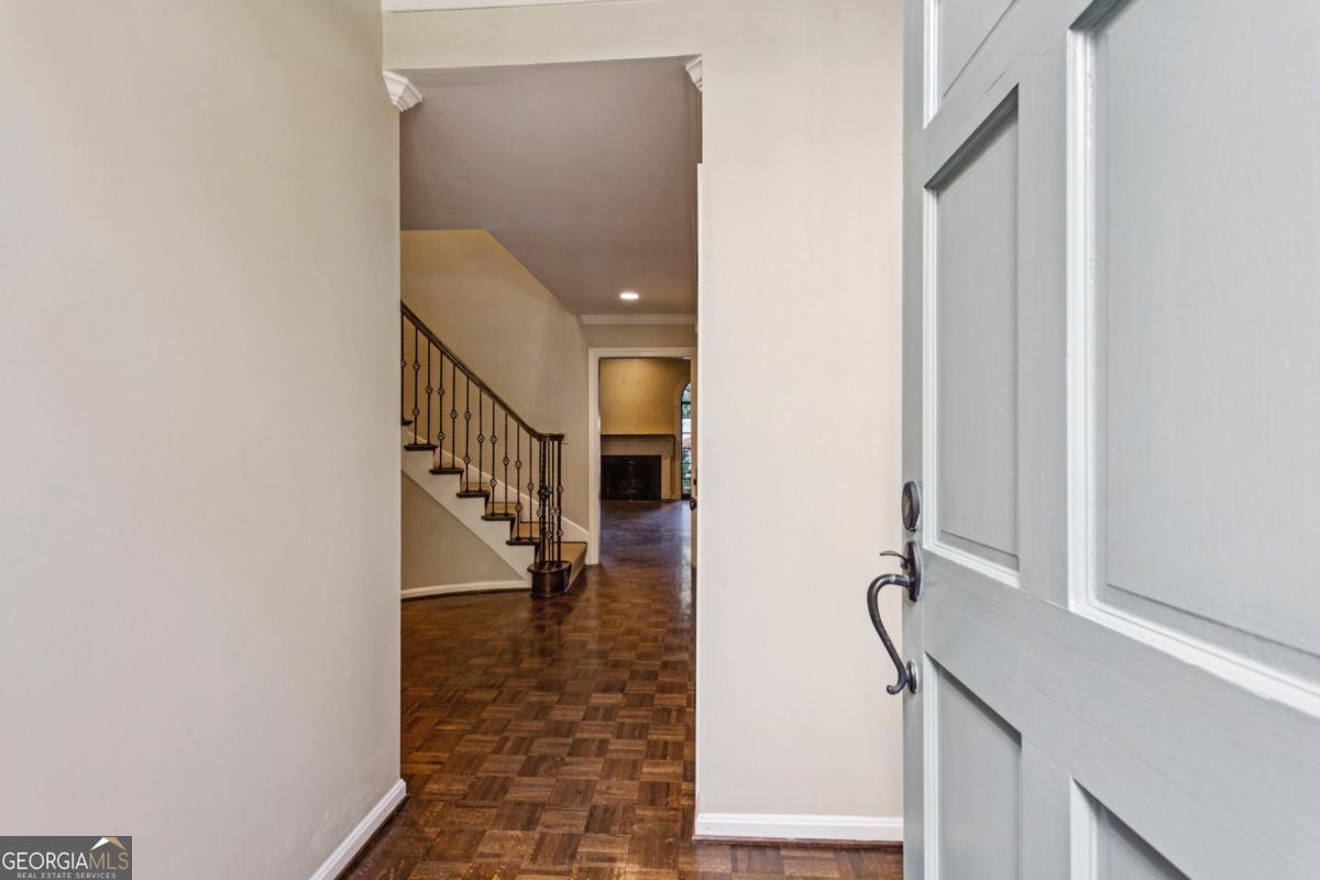 19 Mooregate Square Atlanta GA 30327