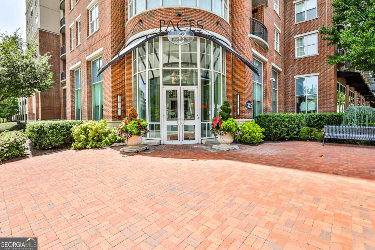 325 E Paces Ferry Road NE Atlanta GA 30305