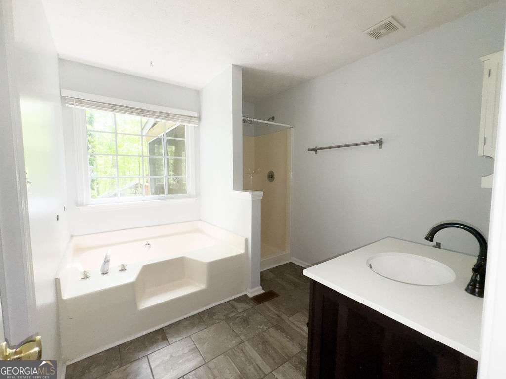 66 Stevenson Point Dallas GA 30132