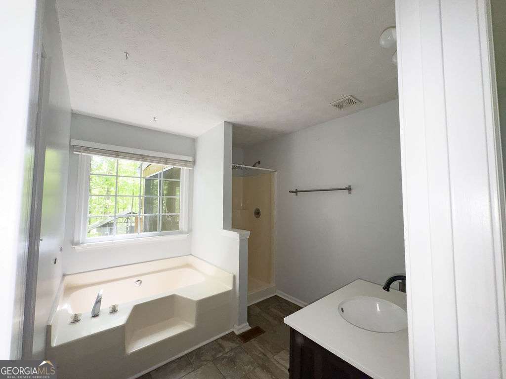 66 Stevenson Point Dallas GA 30132