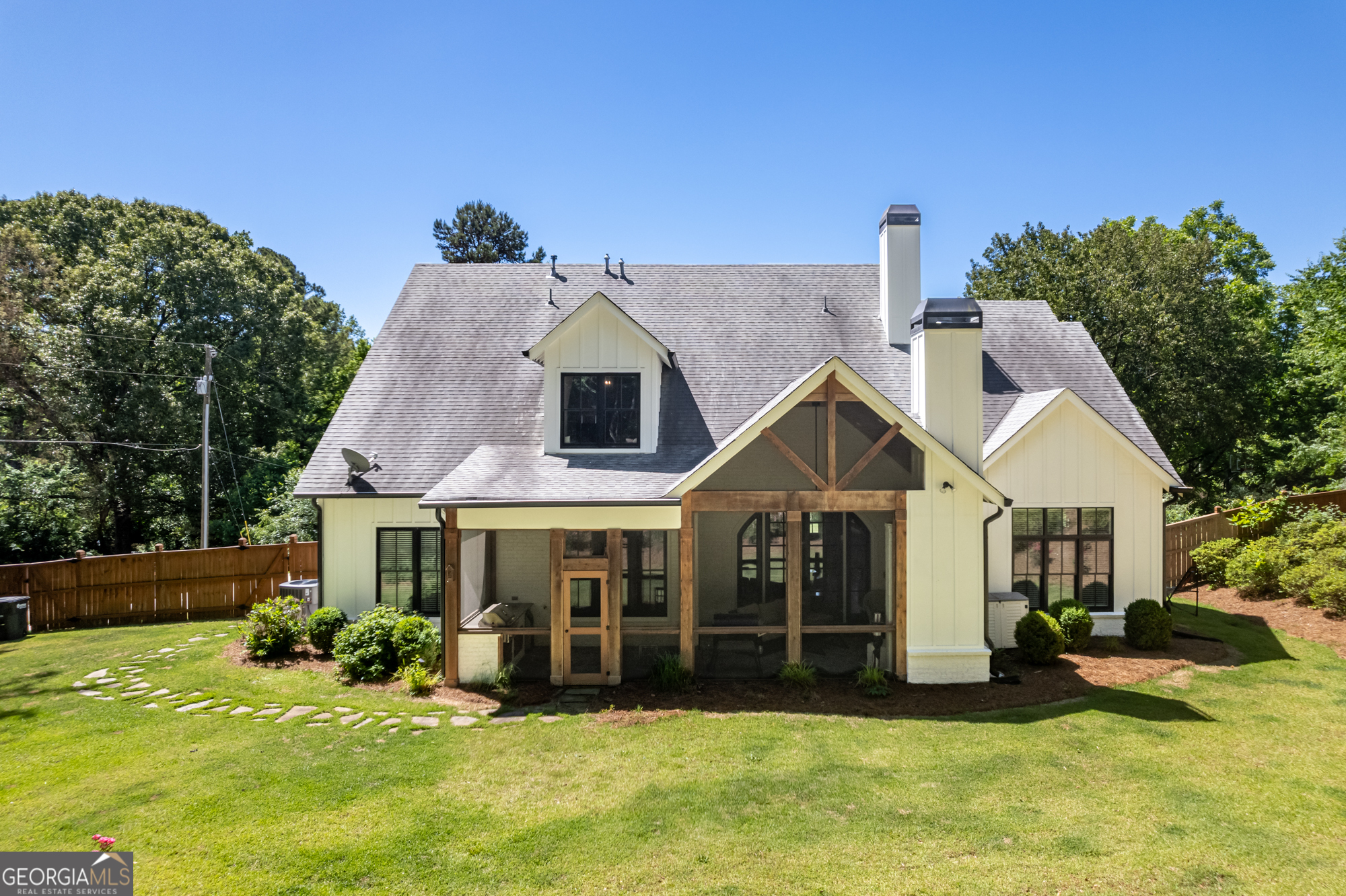 1009 Davenport Circle Powder Springs GA 30127