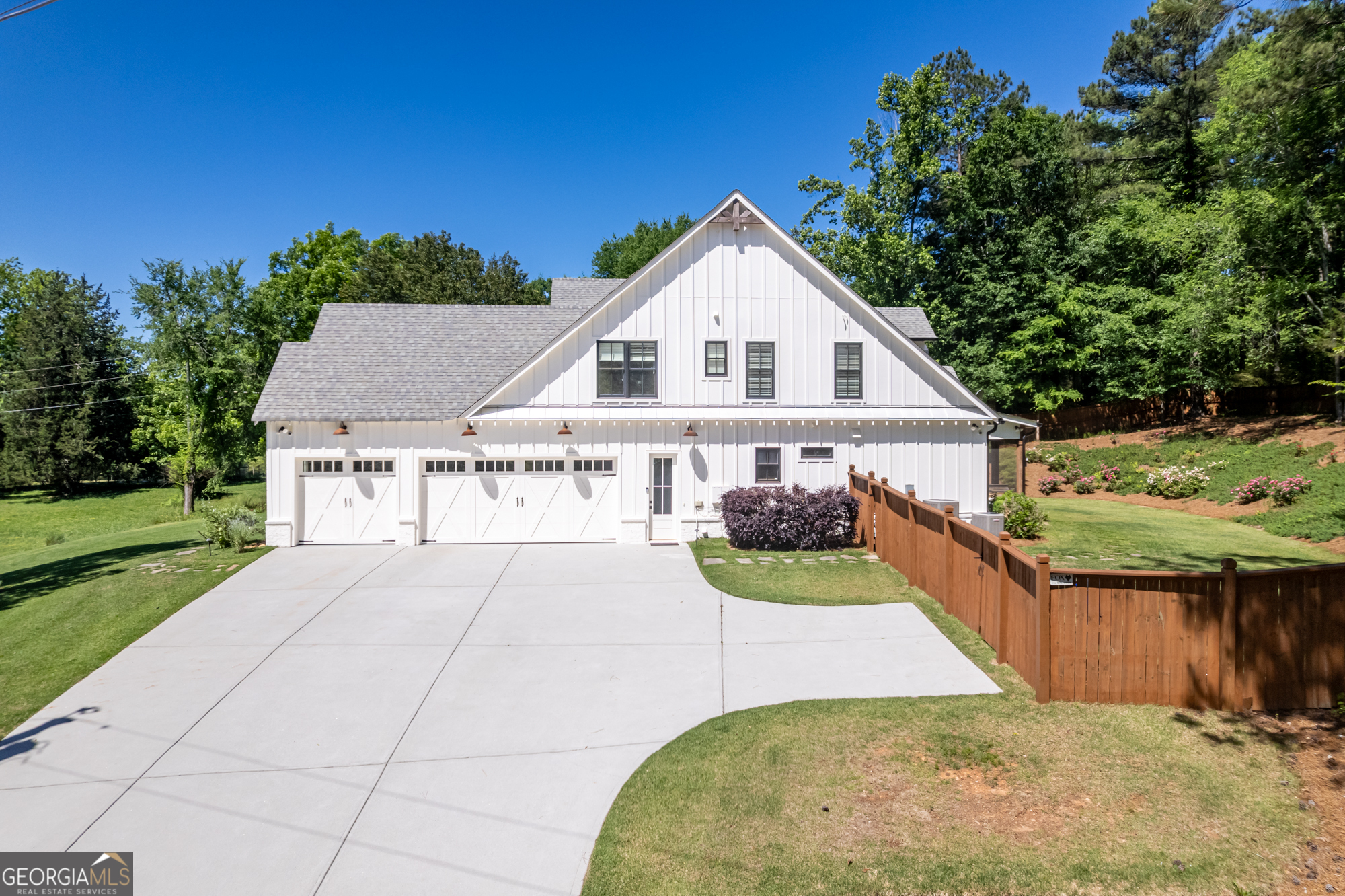 1009 Davenport Circle Powder Springs GA 30127