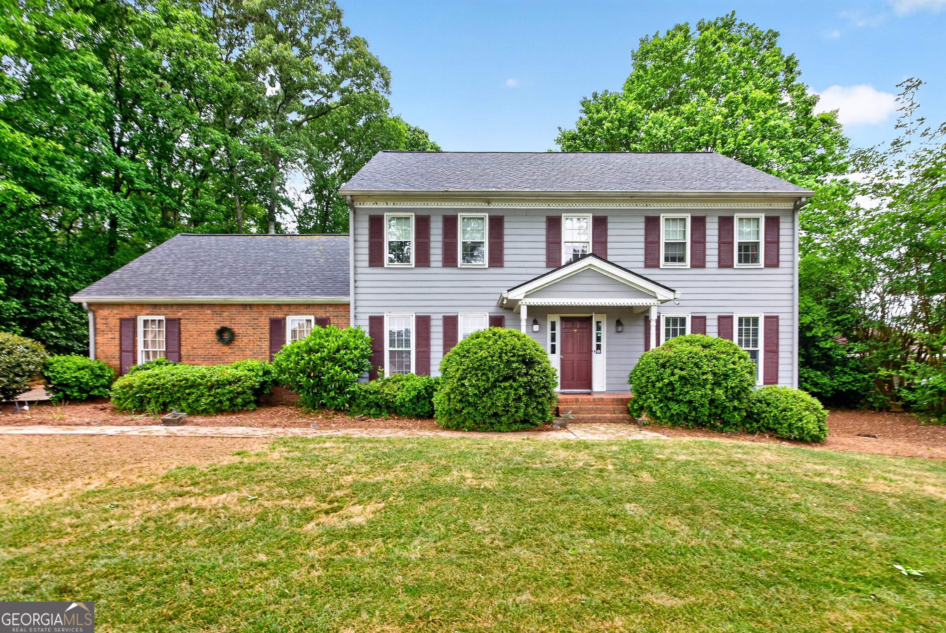 205 Dix Lee On Drive Fayetteville GA 30214