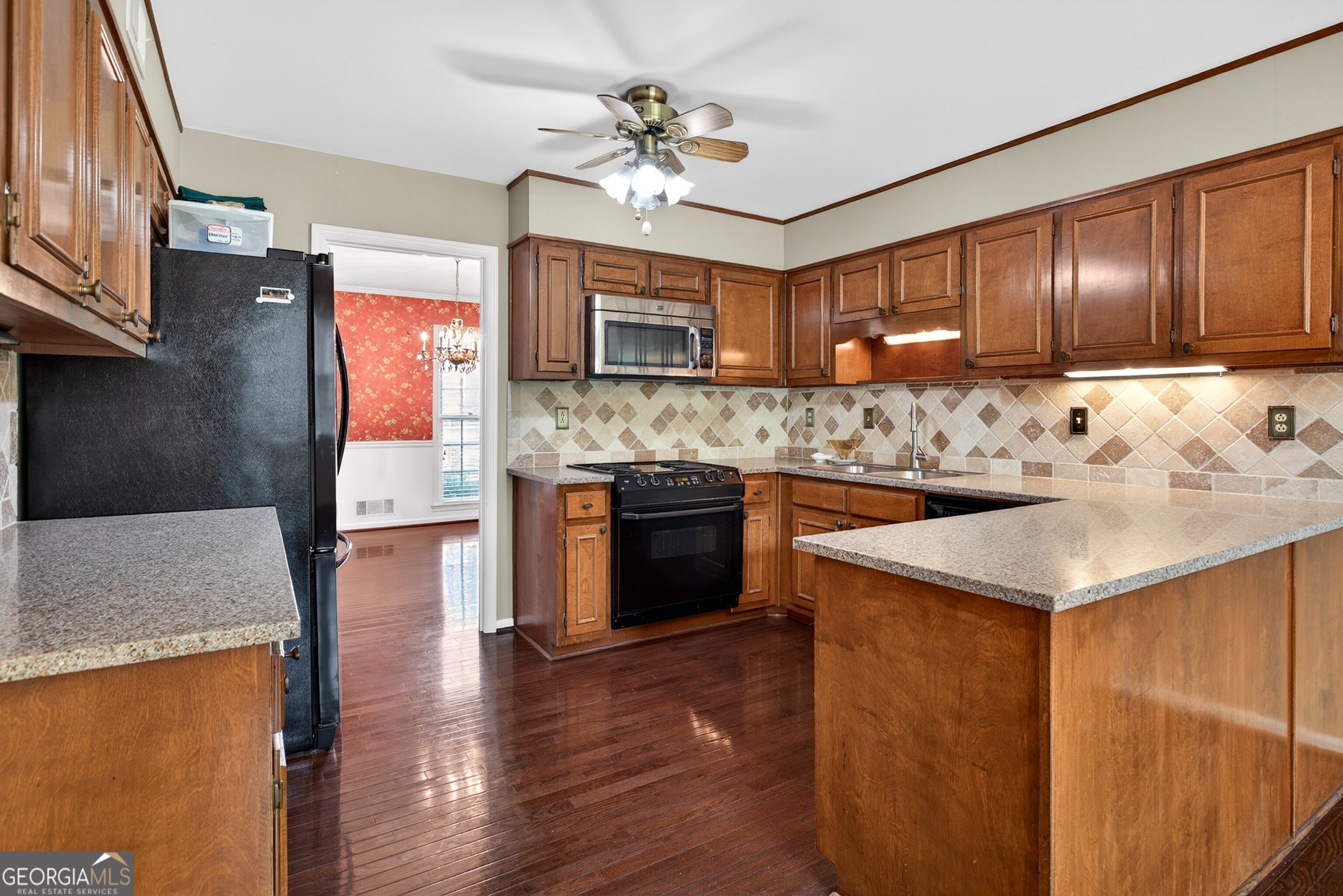 205 Dix Lee On Drive Fayetteville GA 30214