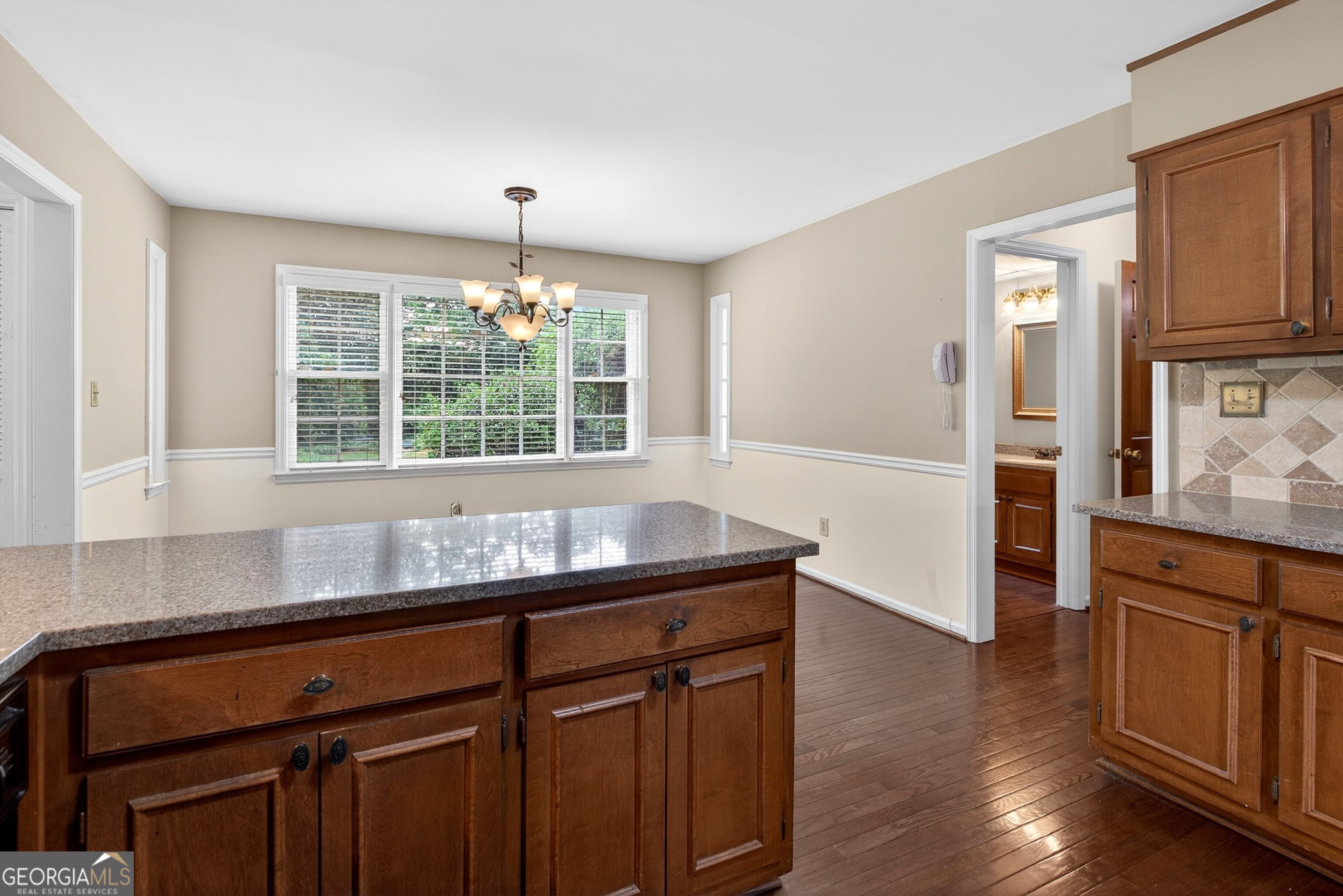 205 Dix Lee On Drive Fayetteville GA 30214