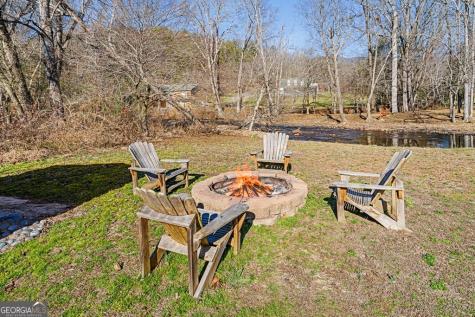 328 Paul's Meadow Hayesville NC 28904