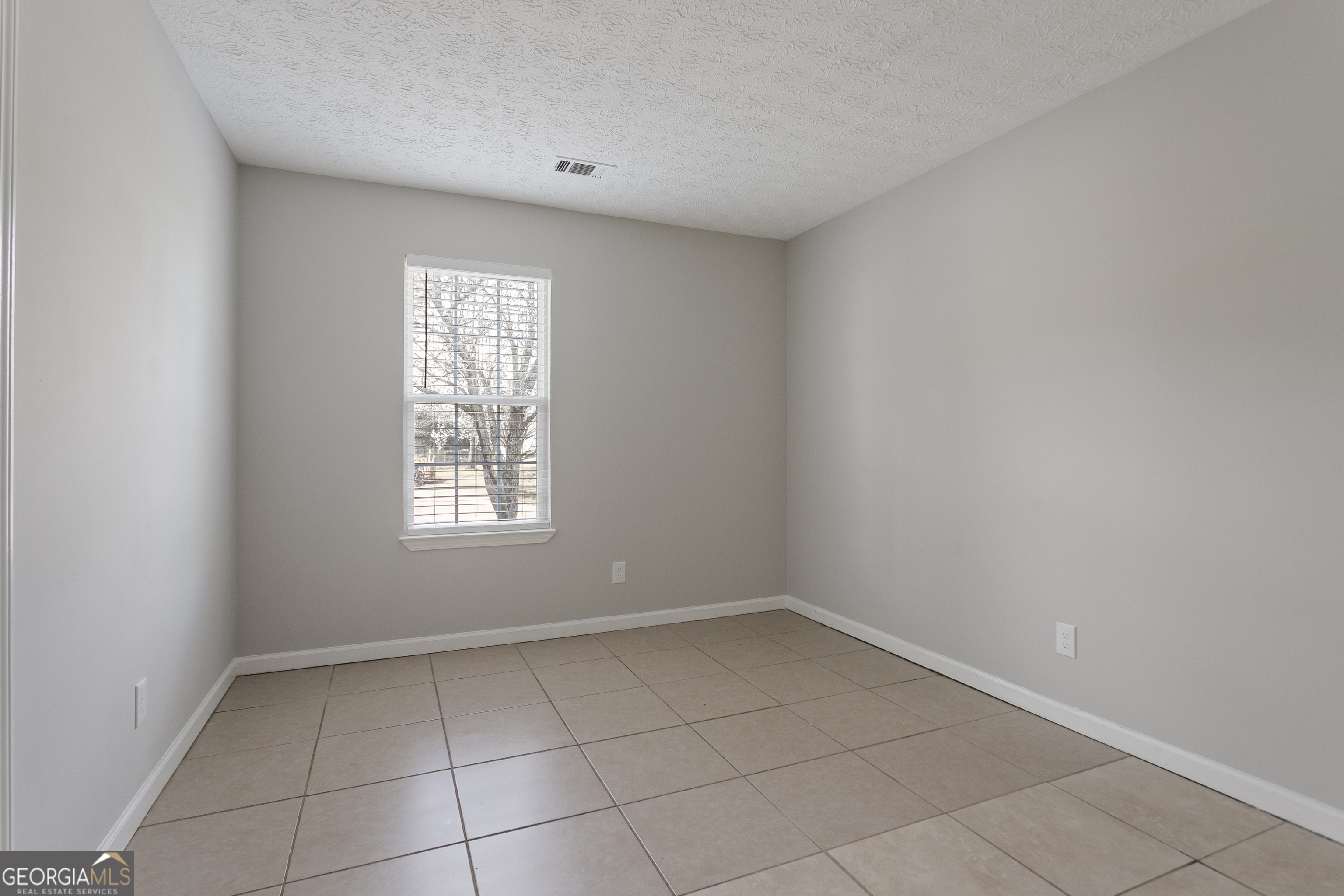 1071 Braddock Circle Woodstock GA 30189