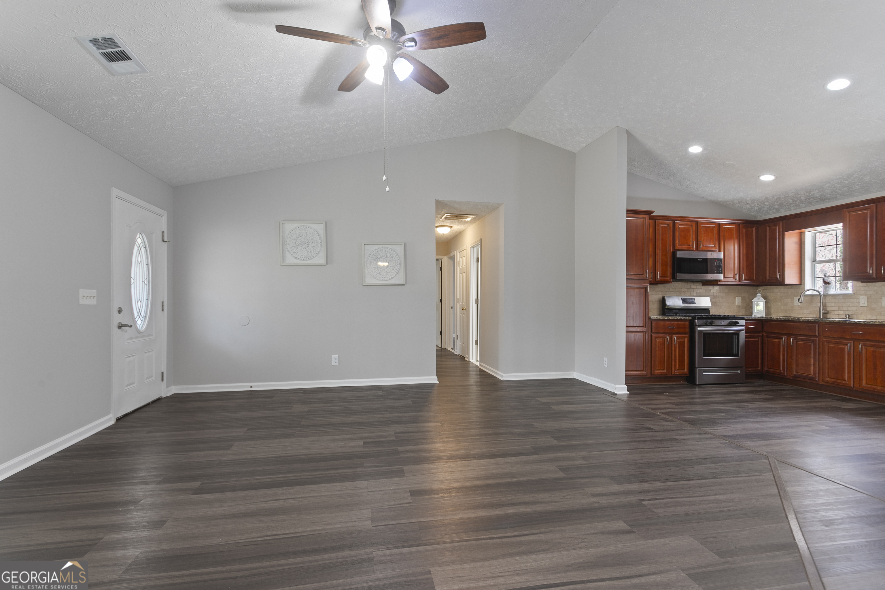 1071 Braddock Circle Woodstock GA 30189