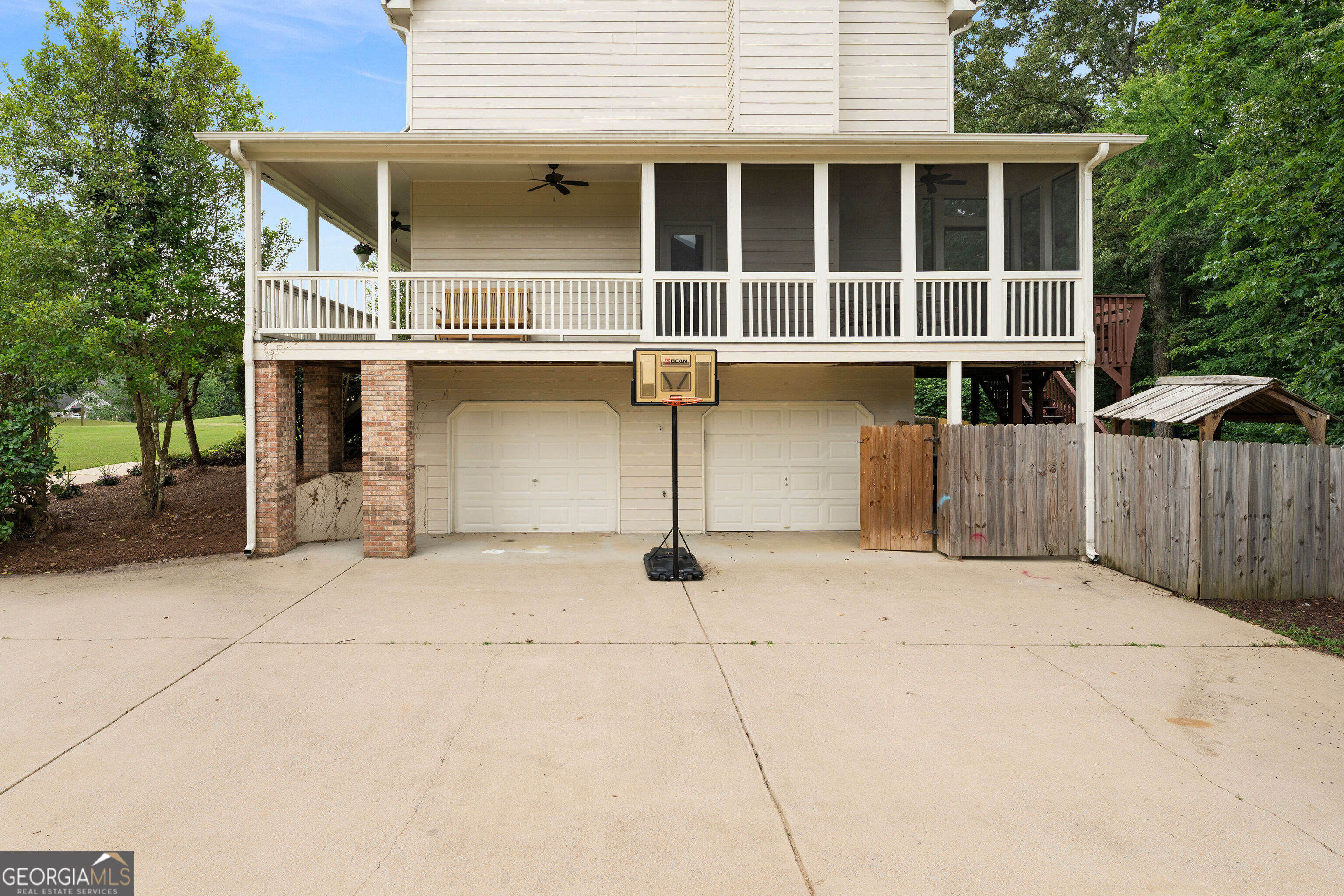 17 Lowry Way Euharlee GA 30145