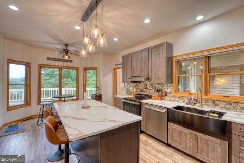 39 Mccracken Cove Road Hayesville NC 28904