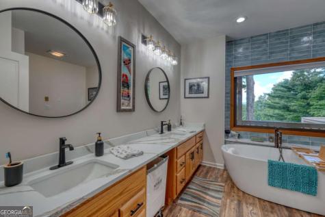39 Mccracken Cove Road Hayesville NC 28904
