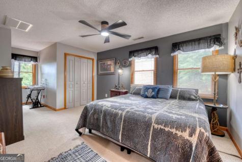 39 Mccracken Cove Road Hayesville NC 28904