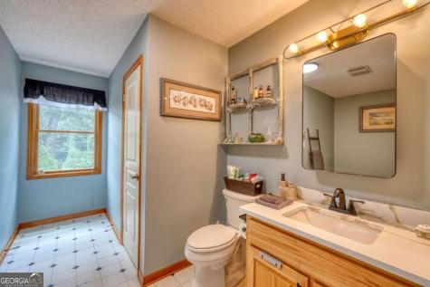 39 Mccracken Cove Road Hayesville NC 28904