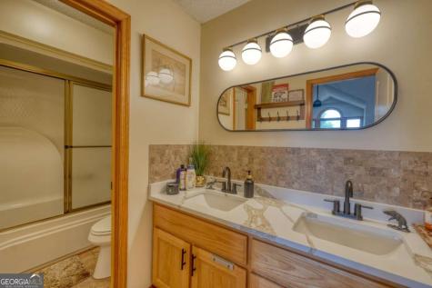 39 Mccracken Cove Road Hayesville NC 28904