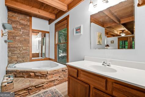 224 Indian Pipe Drive Jasper GA 30143