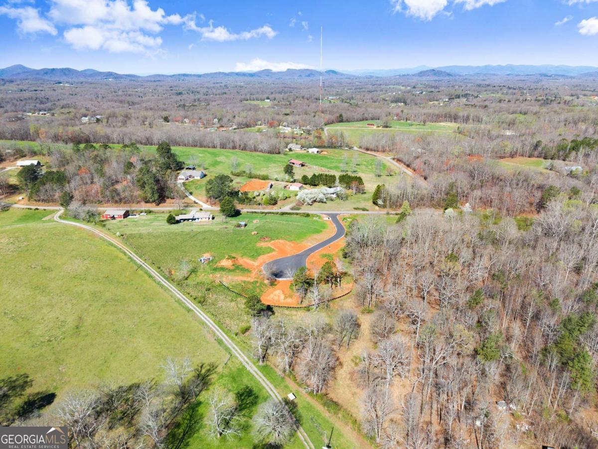 67 White Oak Court Cleveland GA 30528