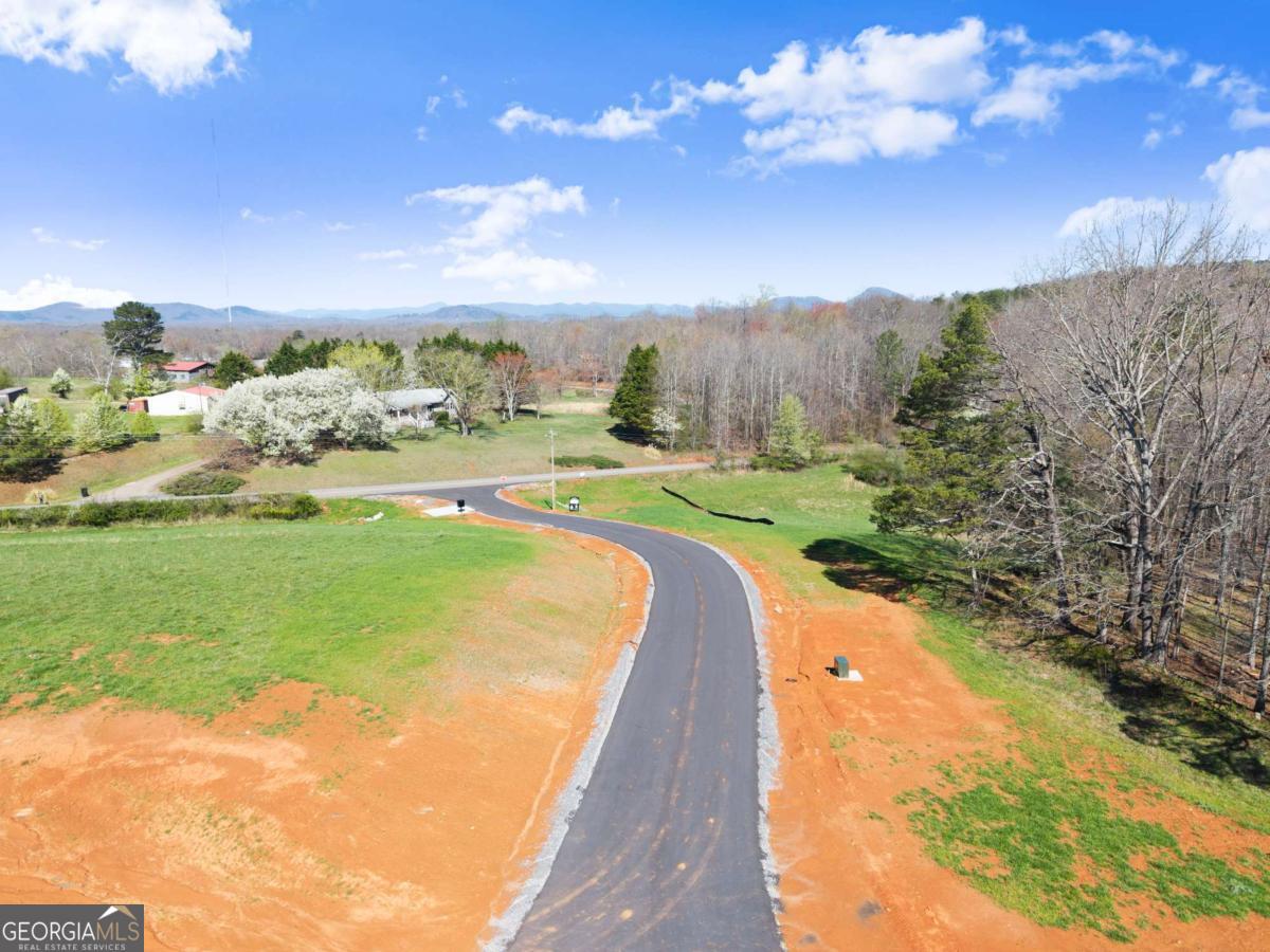 67 White Oak Court Cleveland GA 30528