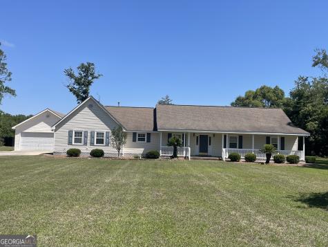 107 Gundy Street Glennville GA 30427
