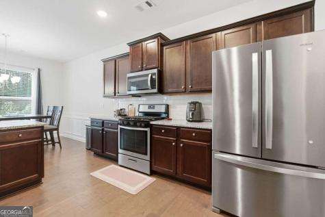 5624 Berney Circle Powder Springs GA 30127